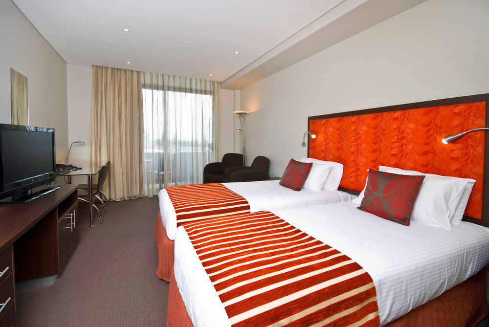 Mercure Centro Port Macquarie Hotel Bagian luar foto